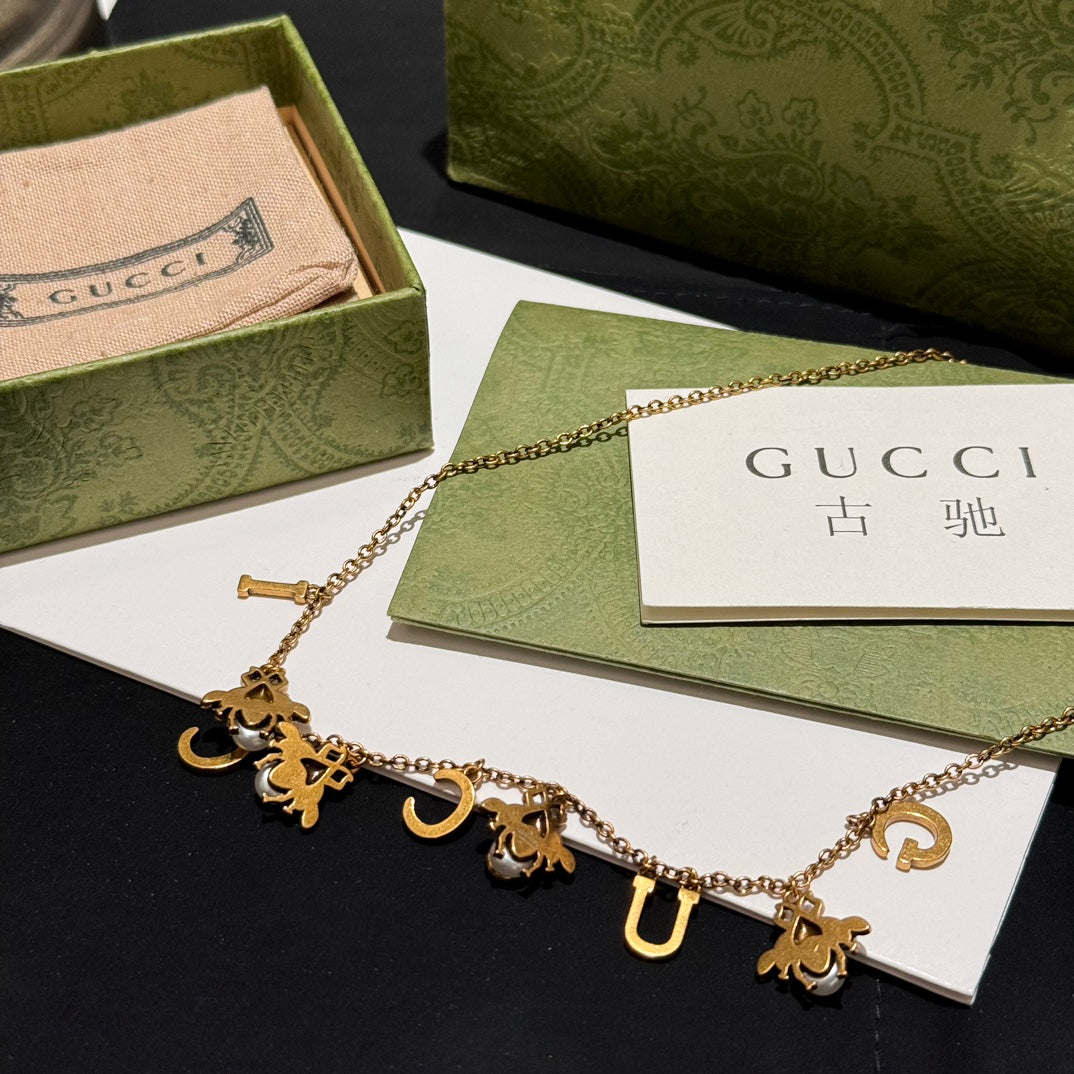 GUCCI  Accessory