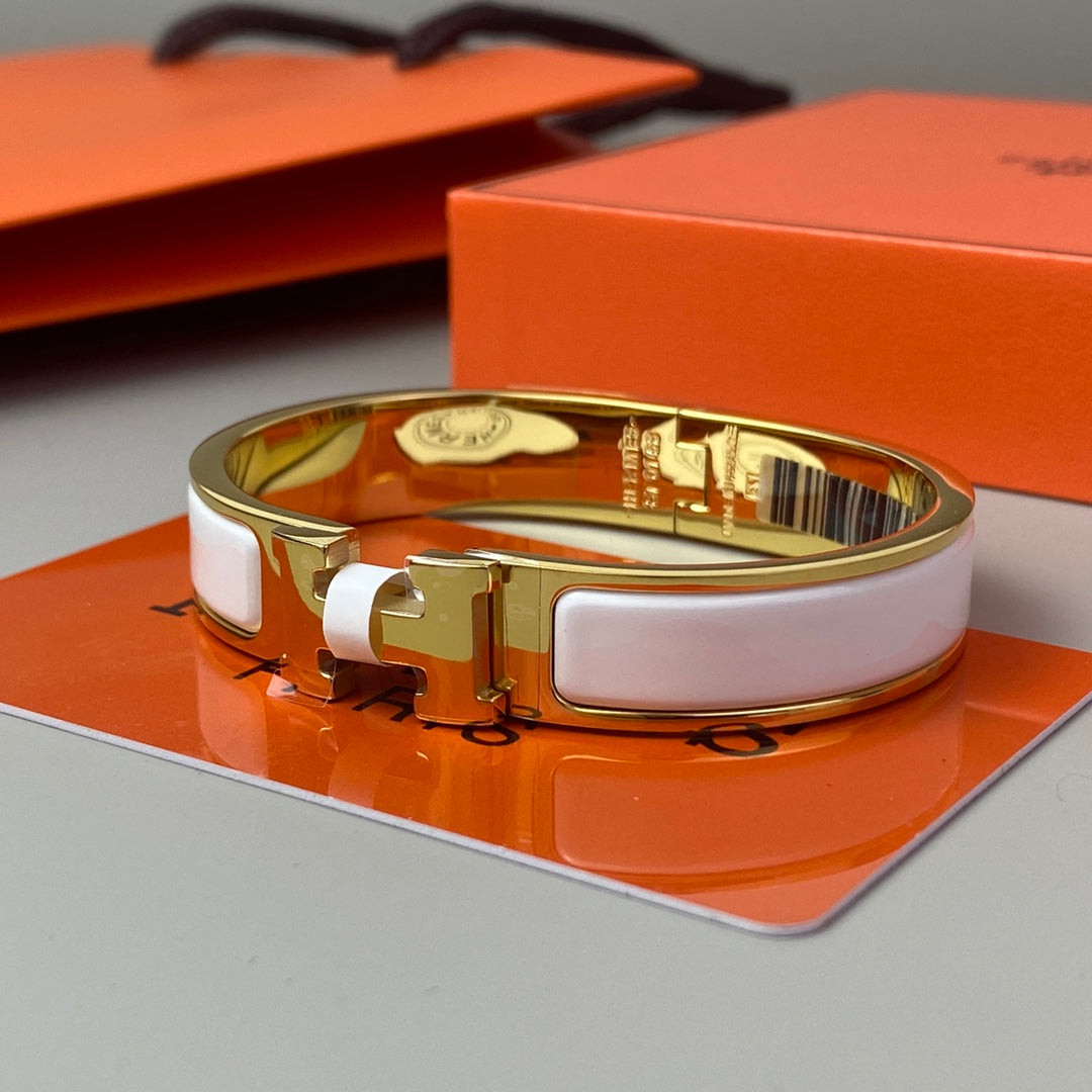 HERMES Enamel bracelet