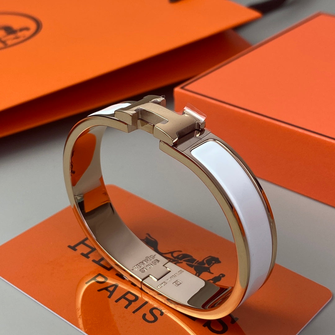 HERMES Enamel bracelet