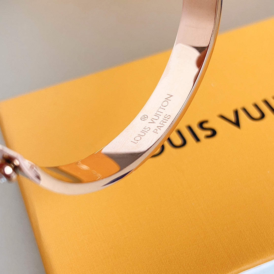 LV Bracelet