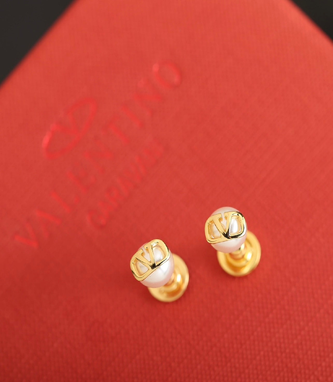 V@lentino Earrings