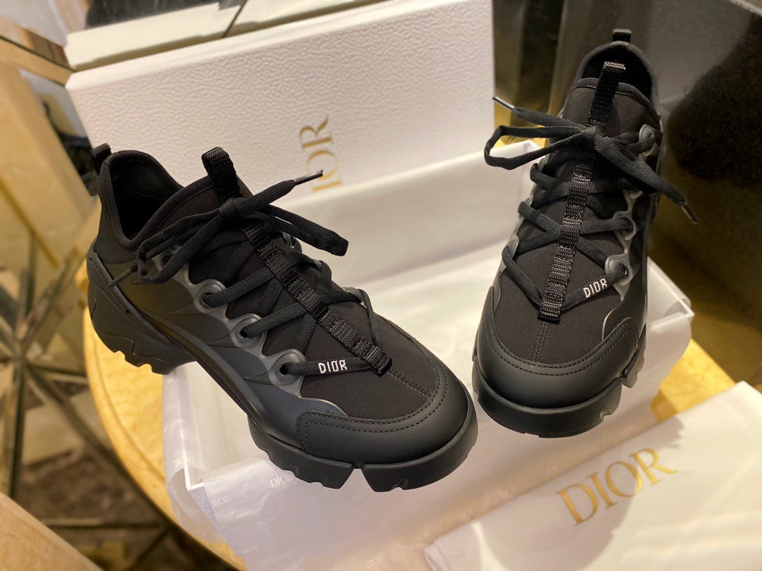 DIOR Sneakers