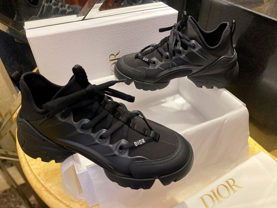 DIOR Sneakers