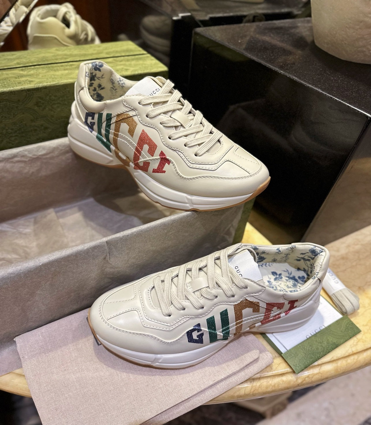 GUCCI  Men & Wome Sneakers