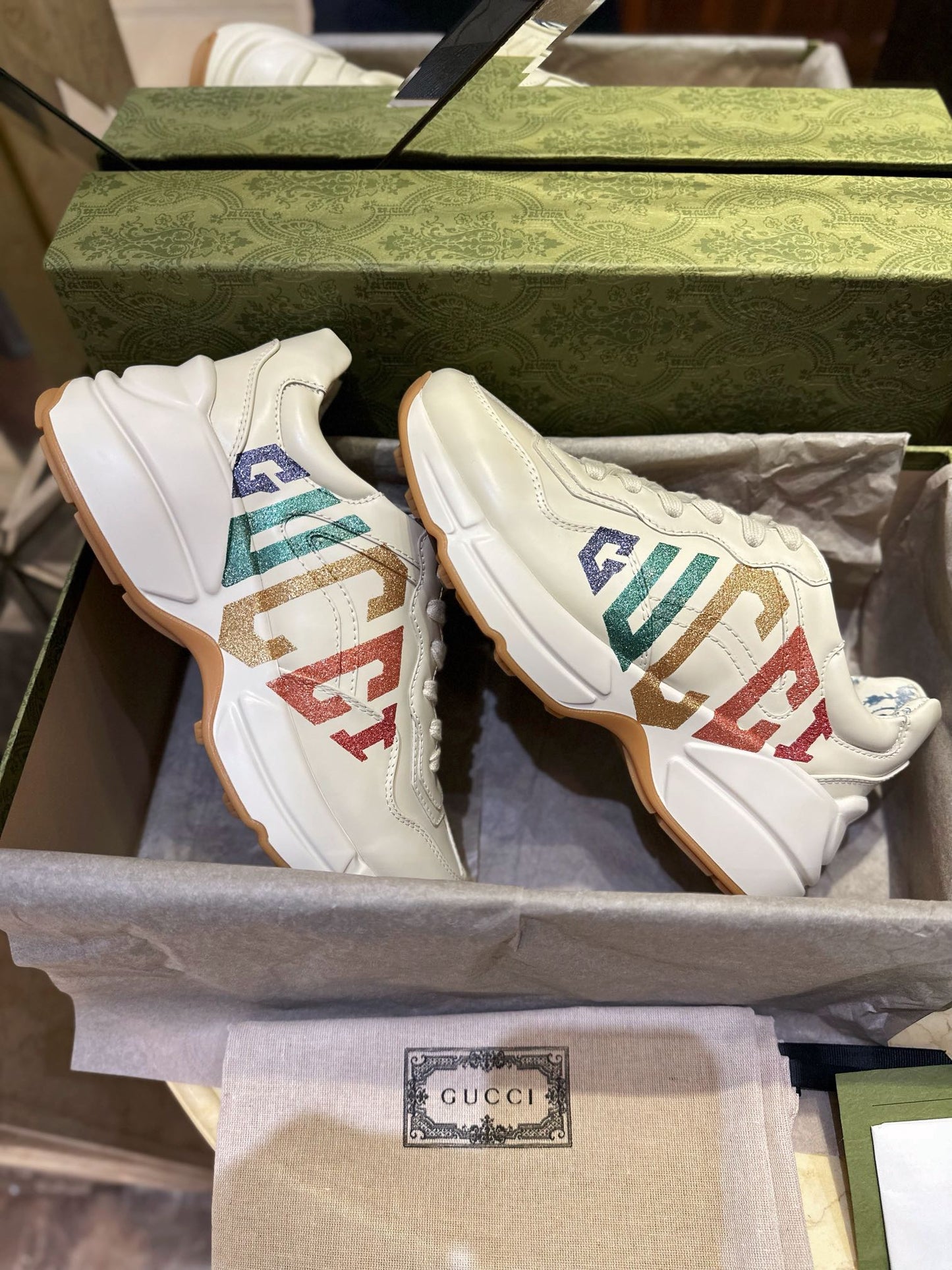 GUCCI  Men & Wome Sneakers