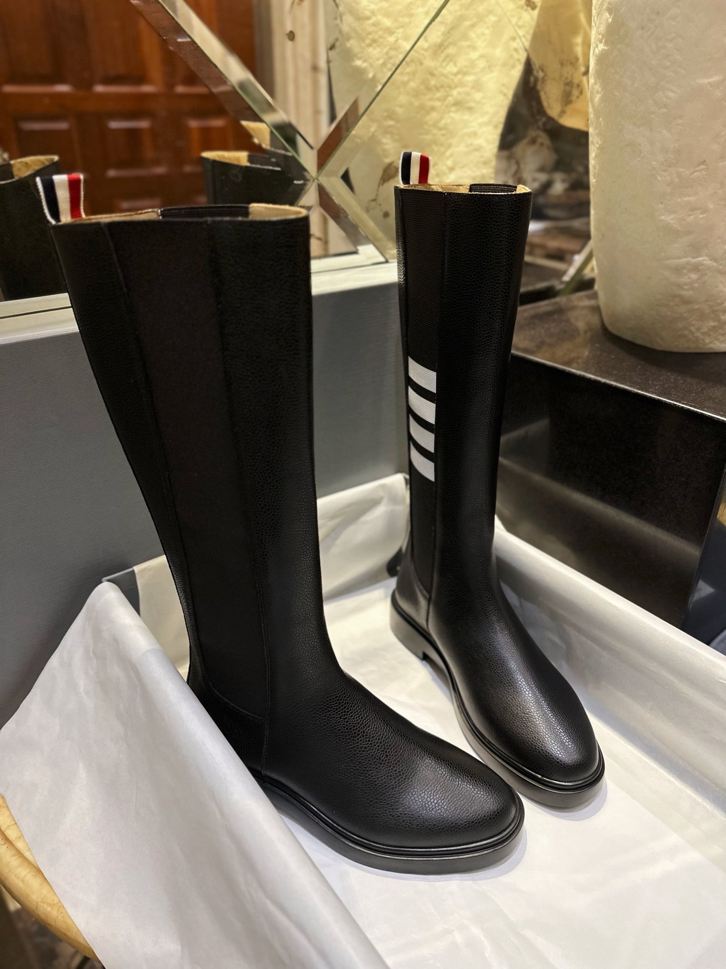 𝗧𝗛𝗢𝗠 𝗕𝗥𝗢𝗪𝗡𝗘 BOOTS