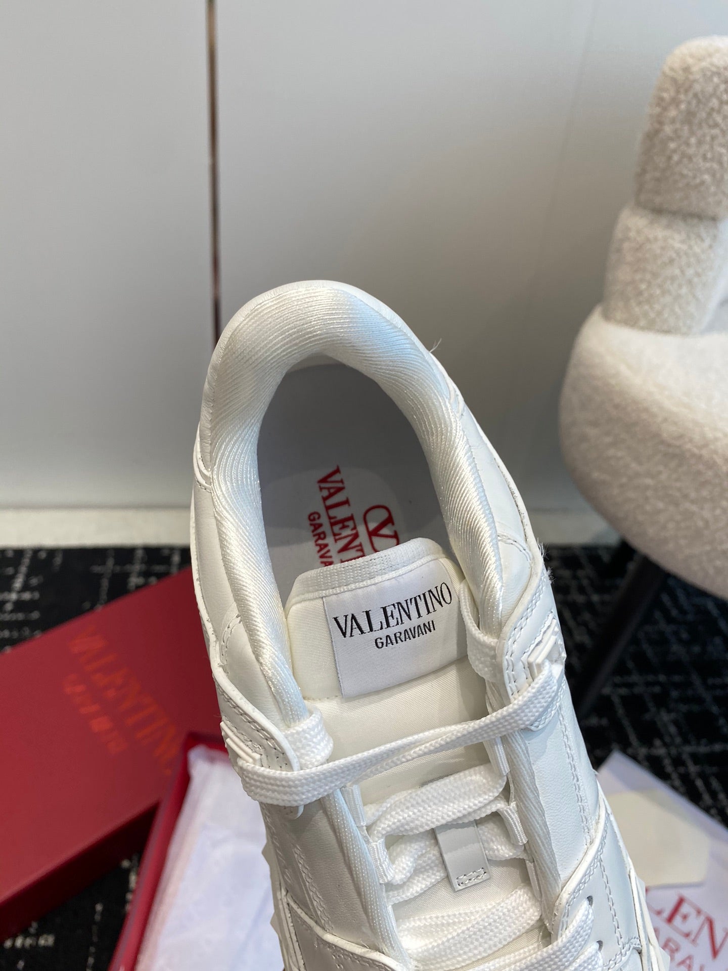 Valentino Men & Wome Sneakers