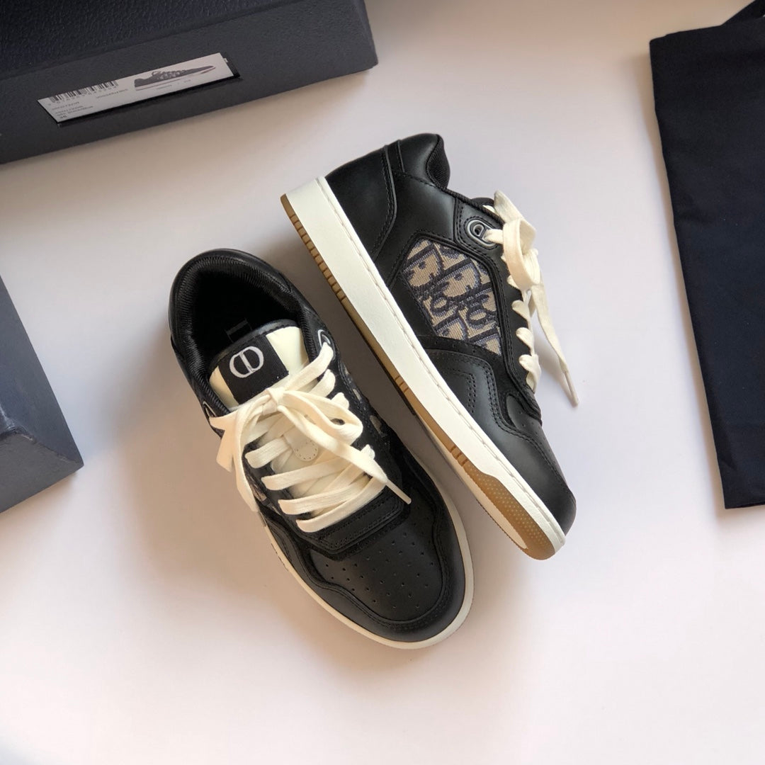 DIOR Men & Wome Sneakers