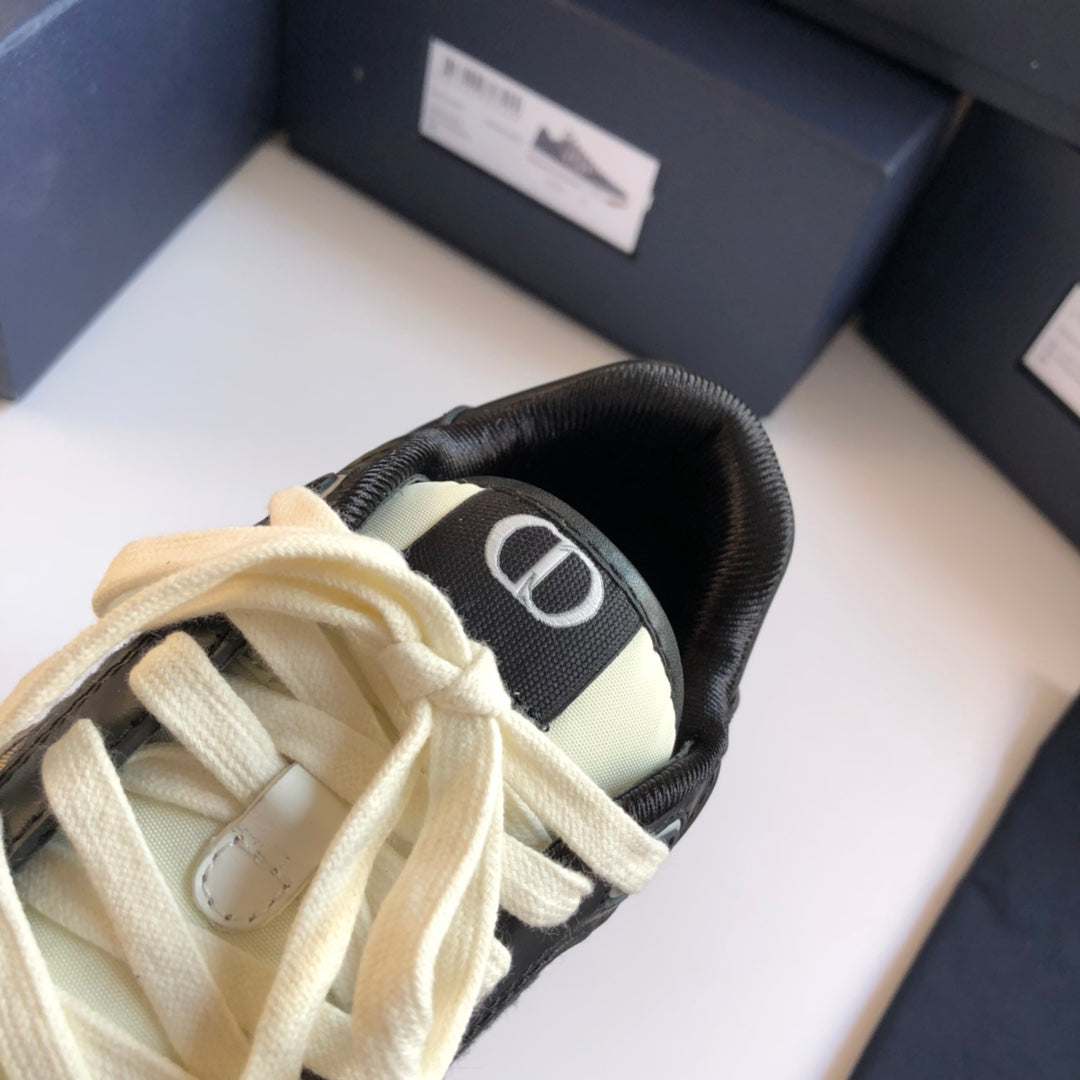 DIOR Men & Wome Sneakers