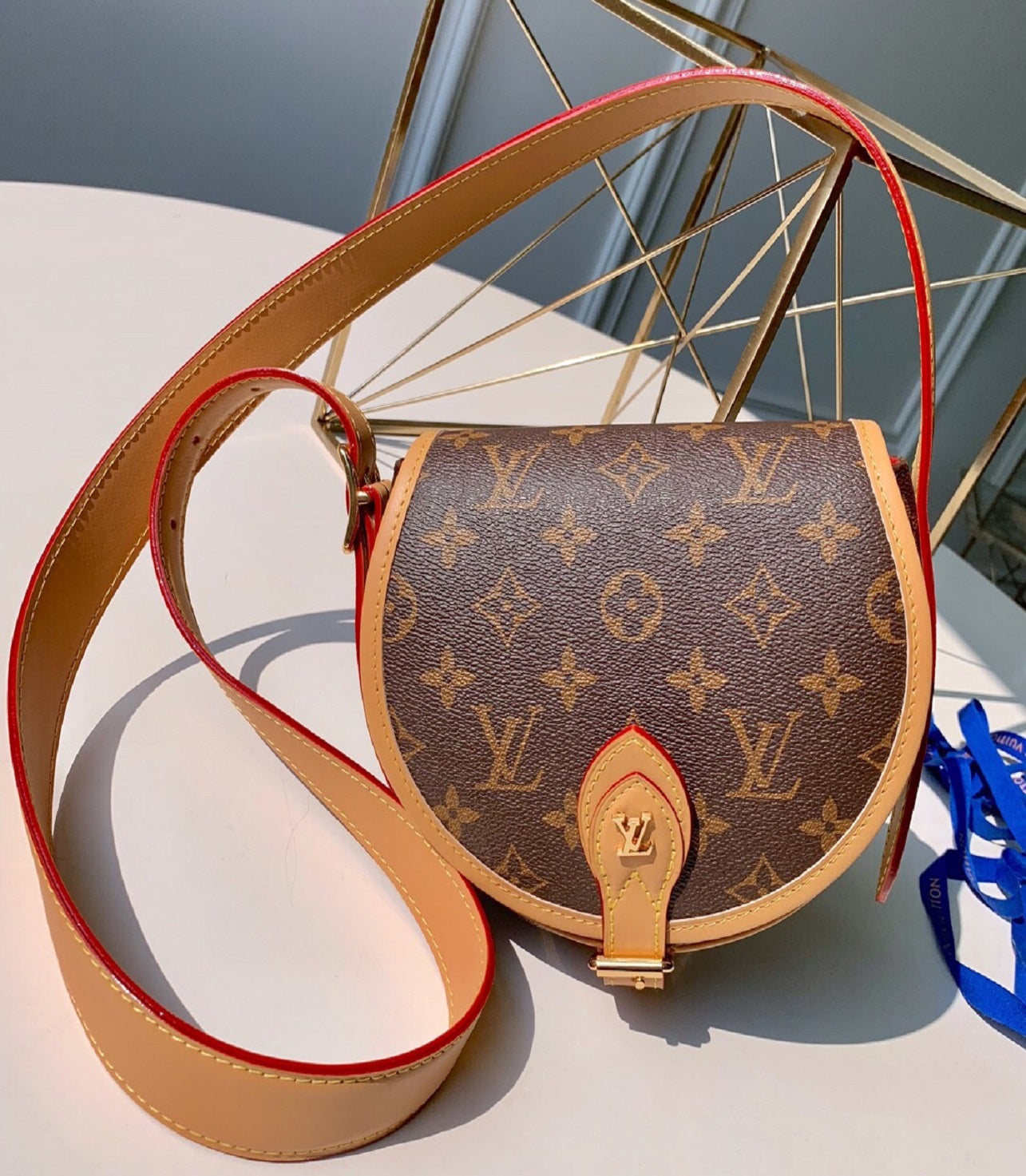 LV TAMBOURIN Bag