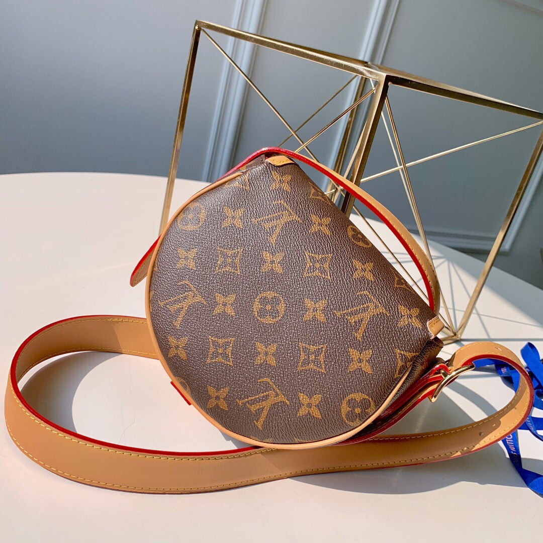 LV TAMBOURIN Bag