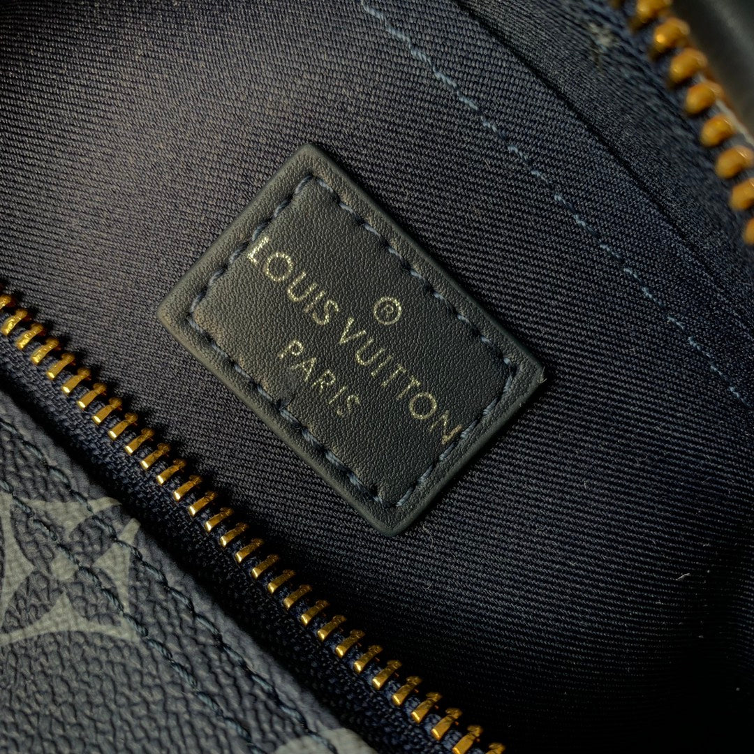 LV Keepall 25  Bag