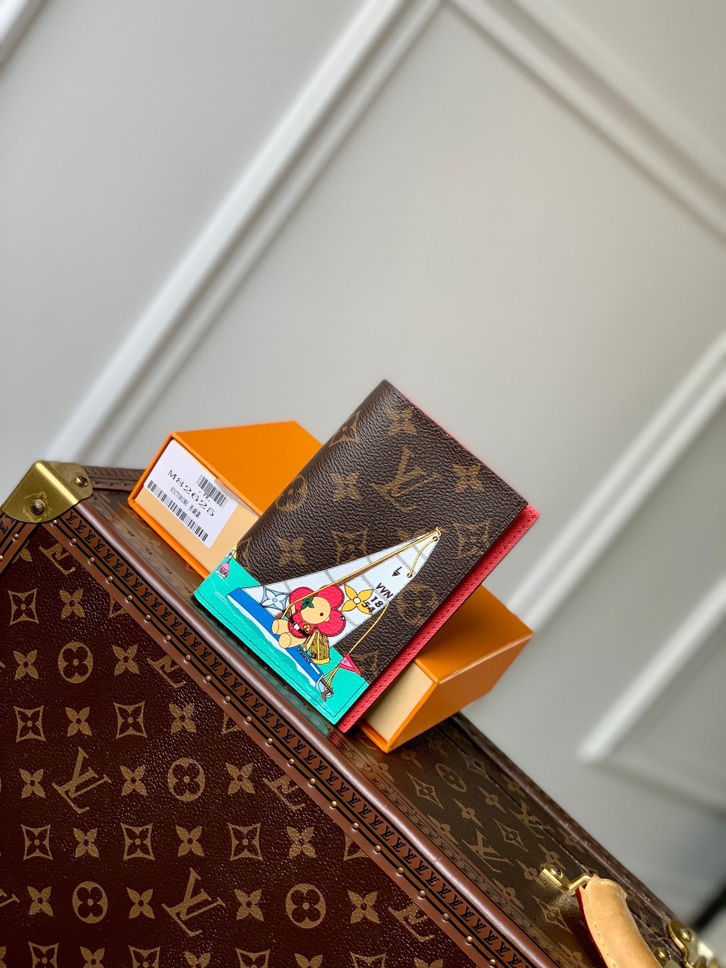 LV Passport holder