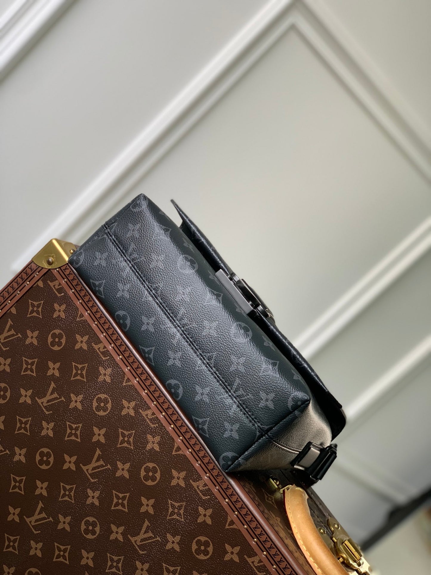 LV S-Cape Bag