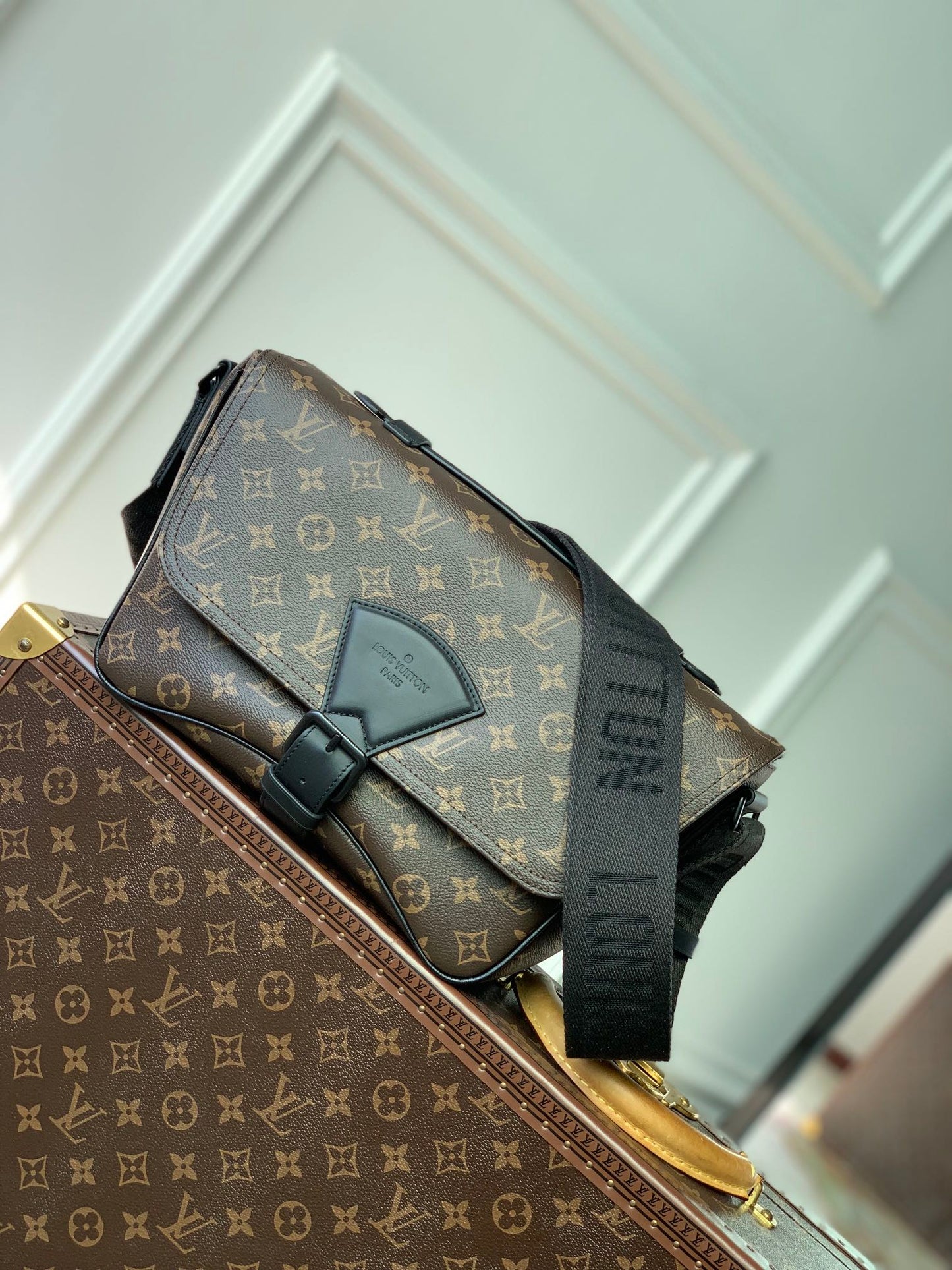 LV Montsouris  Bag