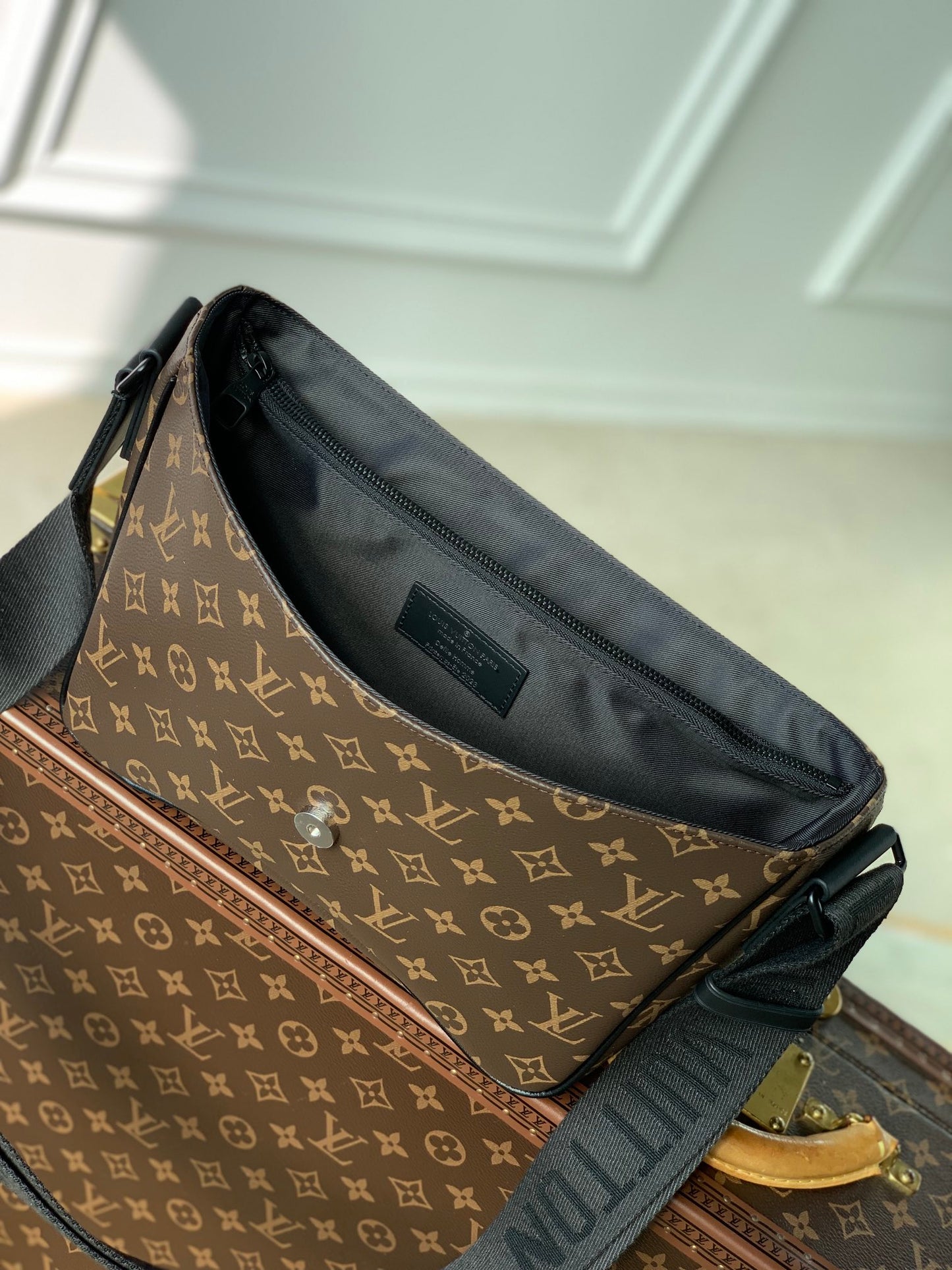 LV Montsouris  Bag