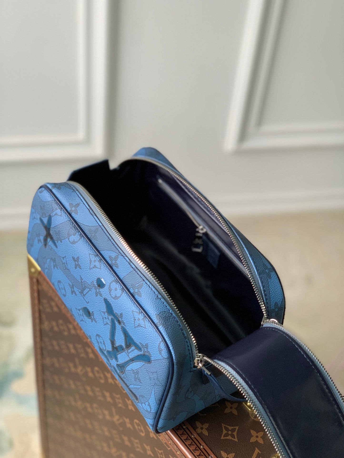 LV Dopp Kit  Bag