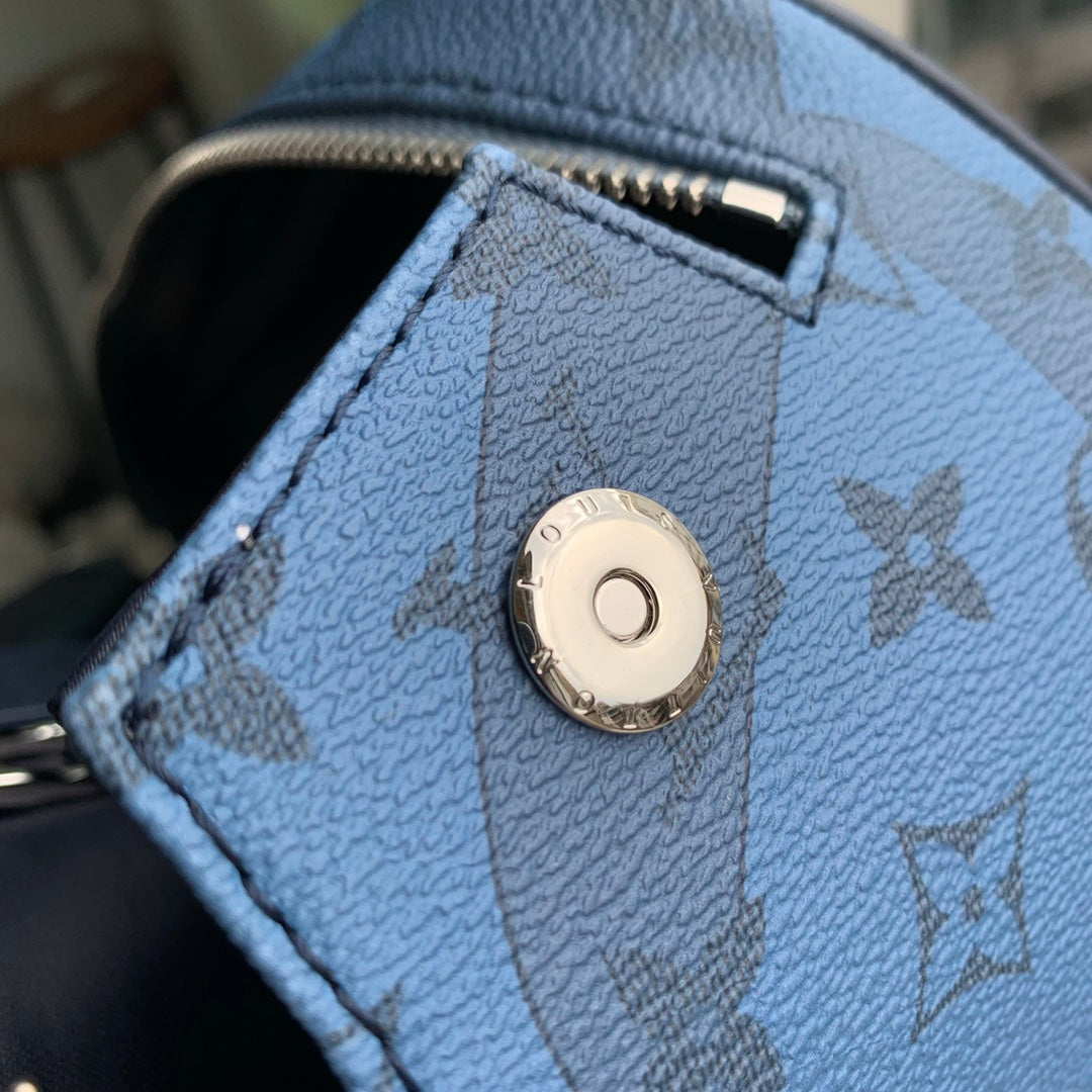 LV Dopp Kit  Bag