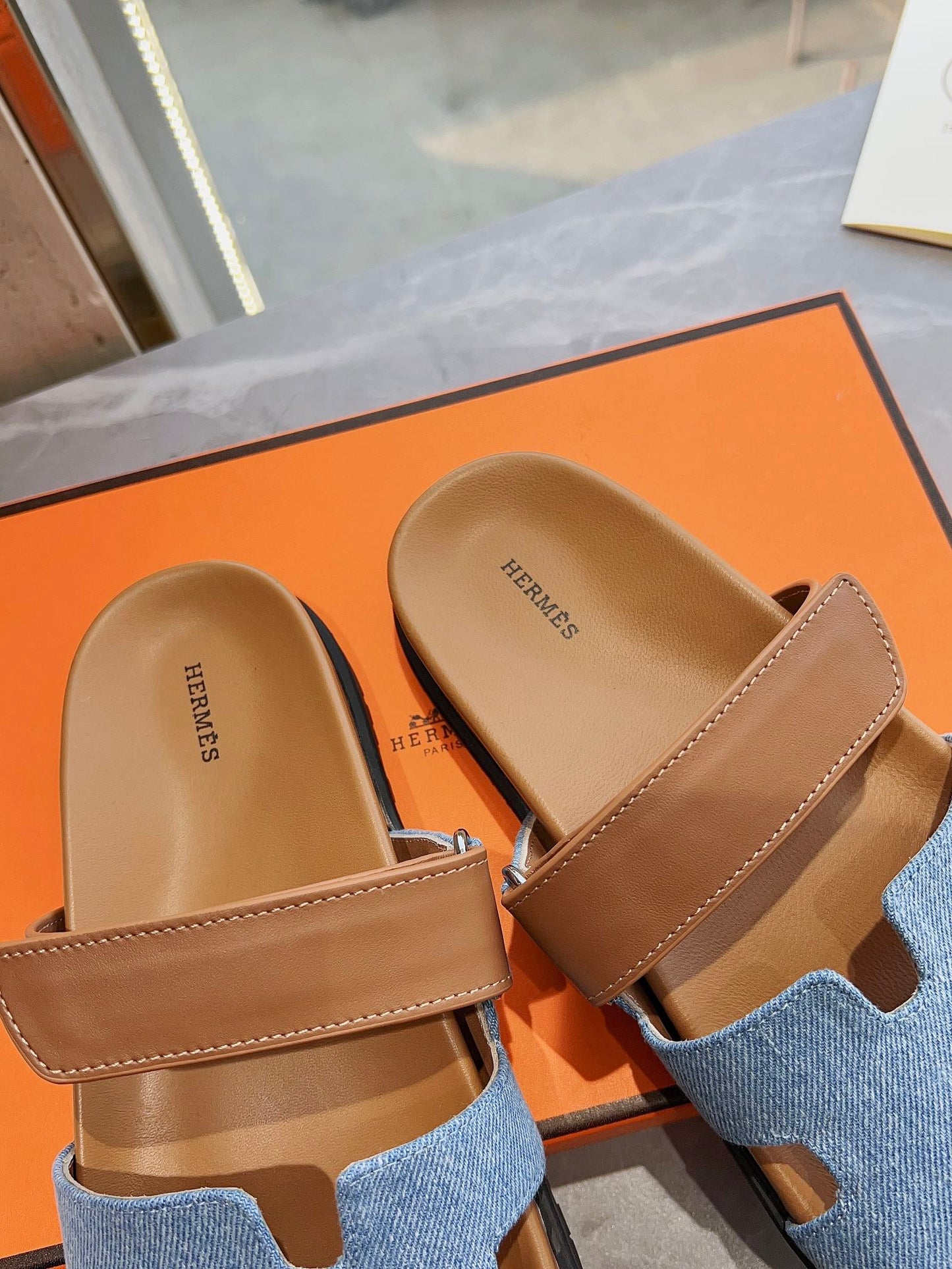 HERMES Men & Women Slipper