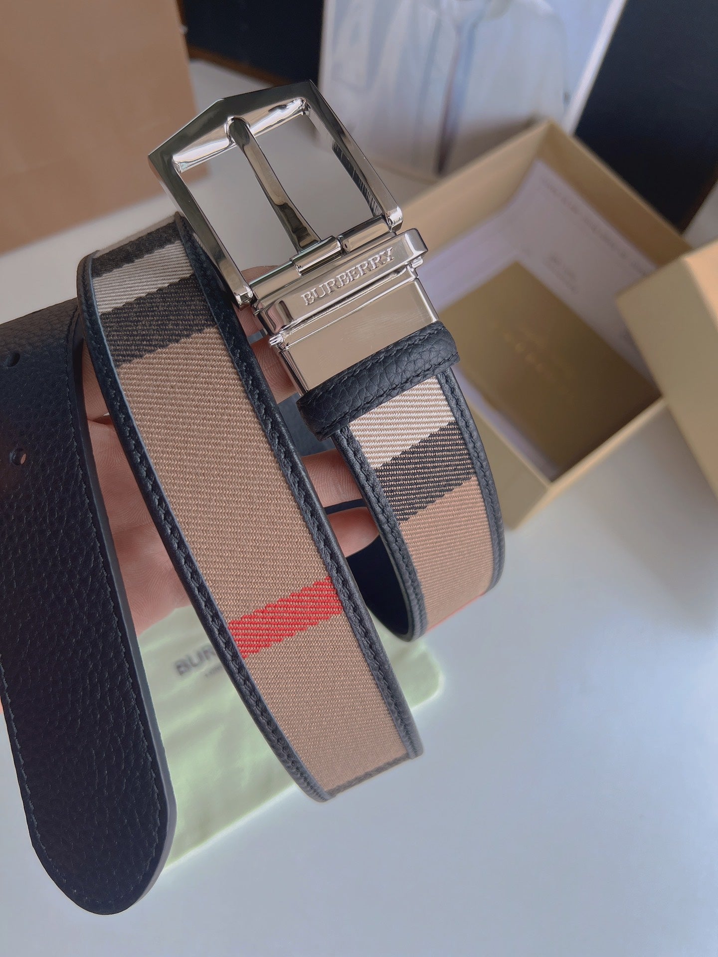 BURBERRY belt