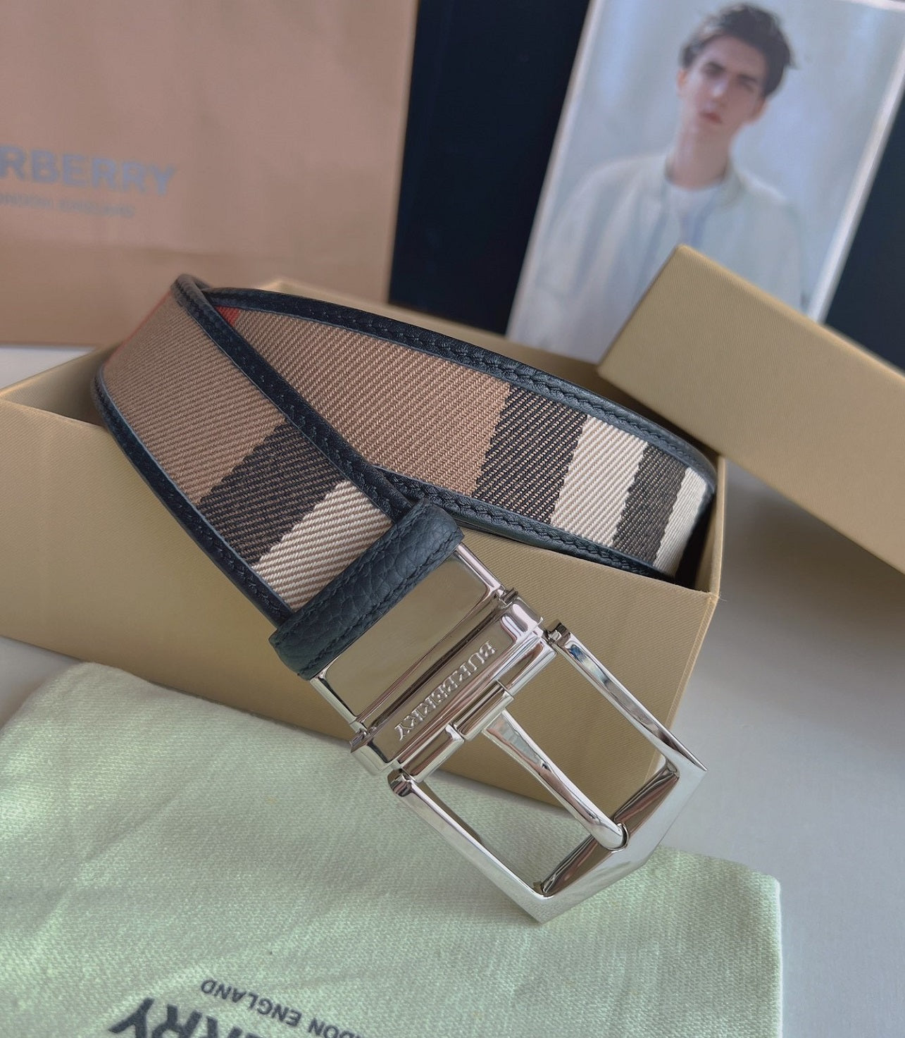 BURBERRY belt