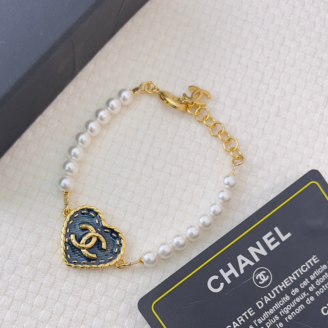 CC Pearl bracelet