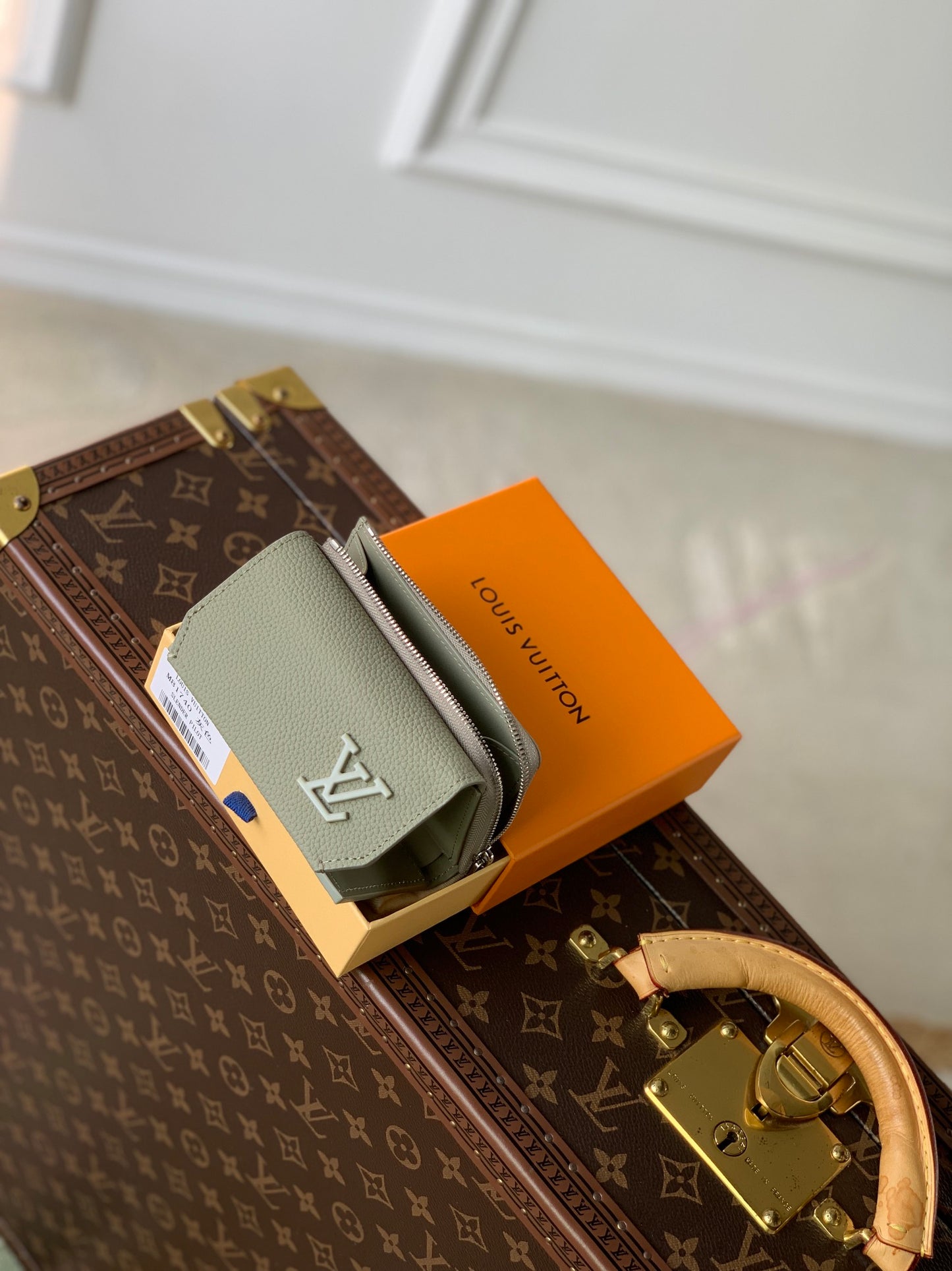 LV Wallet