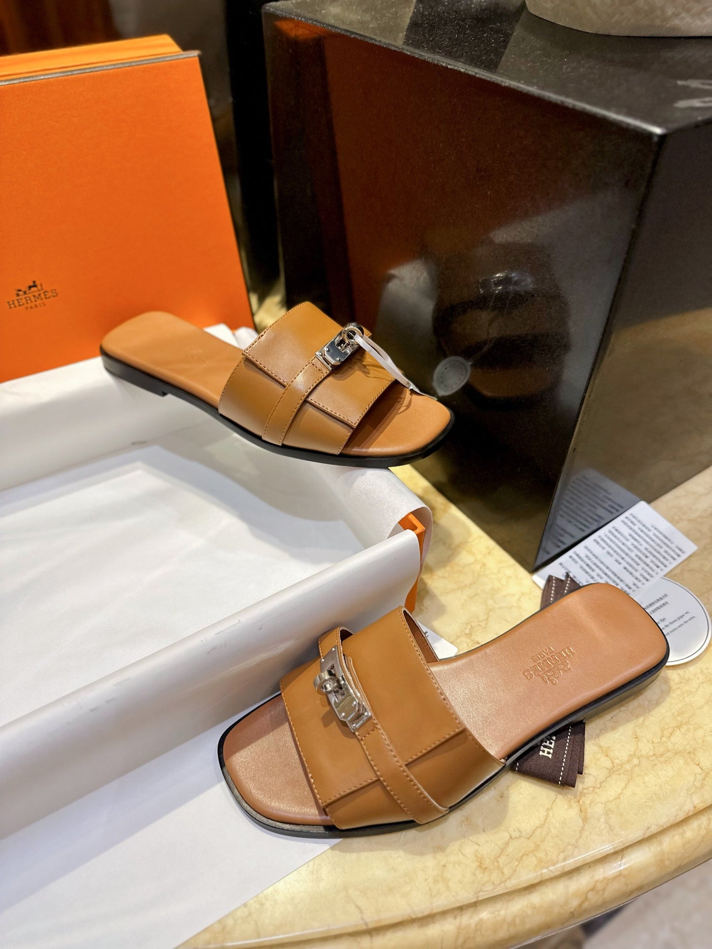 HERMES Slipper