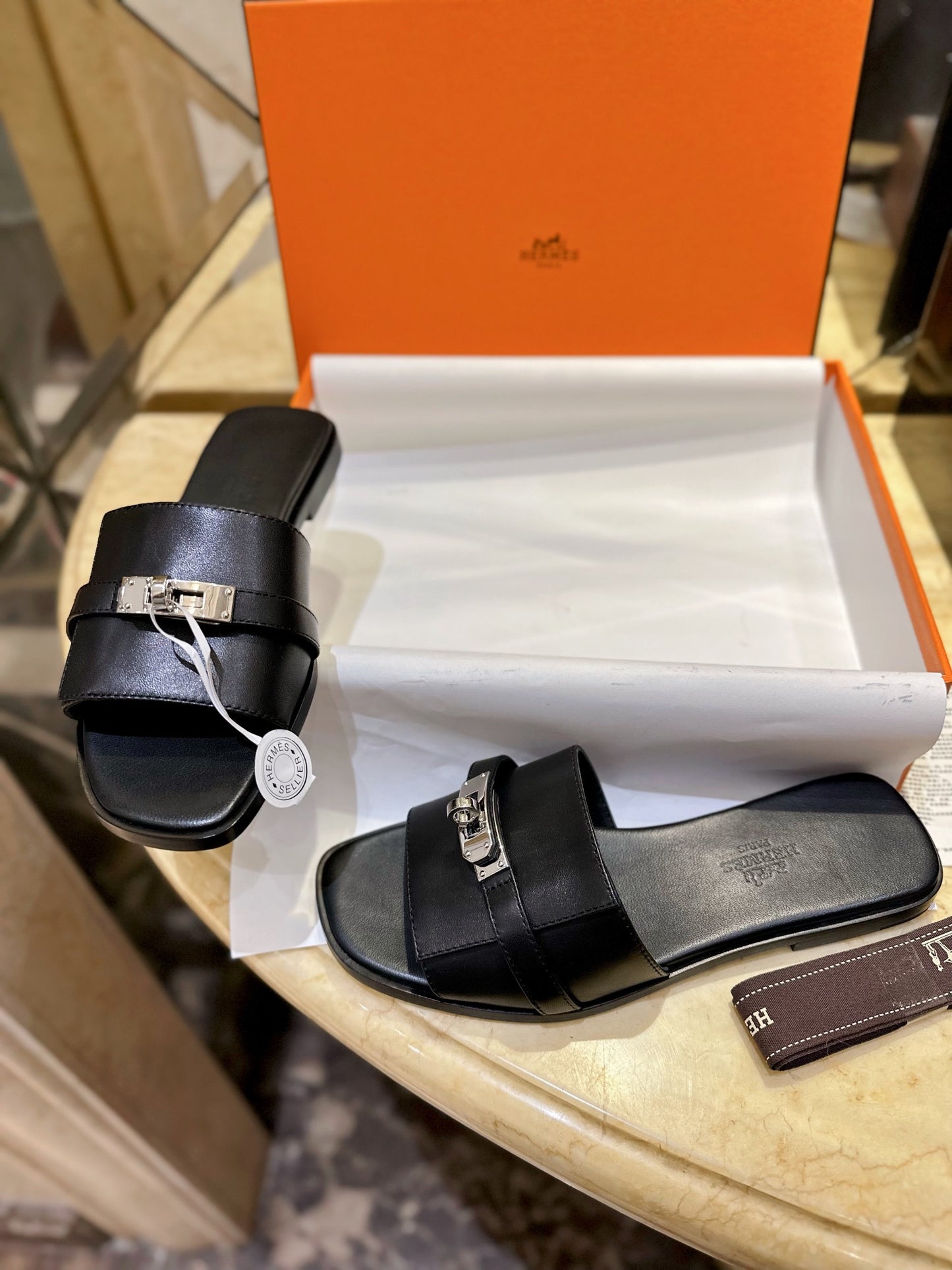 HERMES Slipper