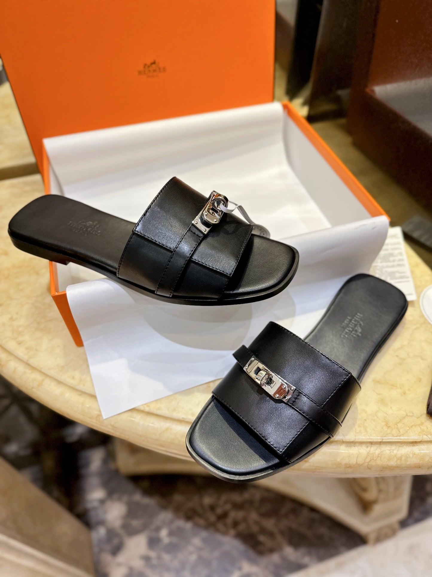 HERMES Slipper