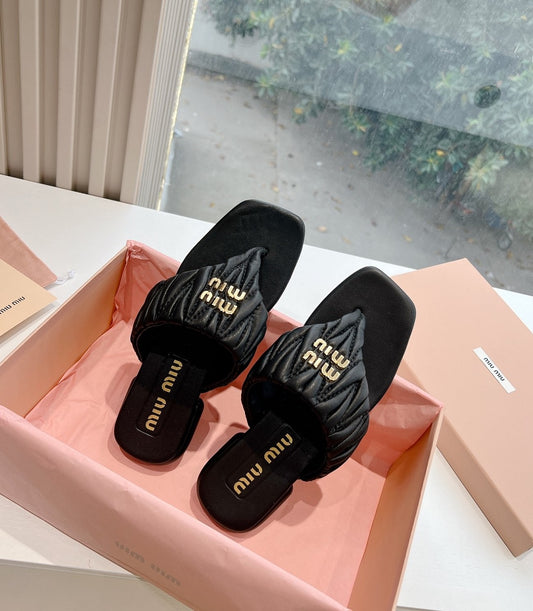 MIUMIU Slipper