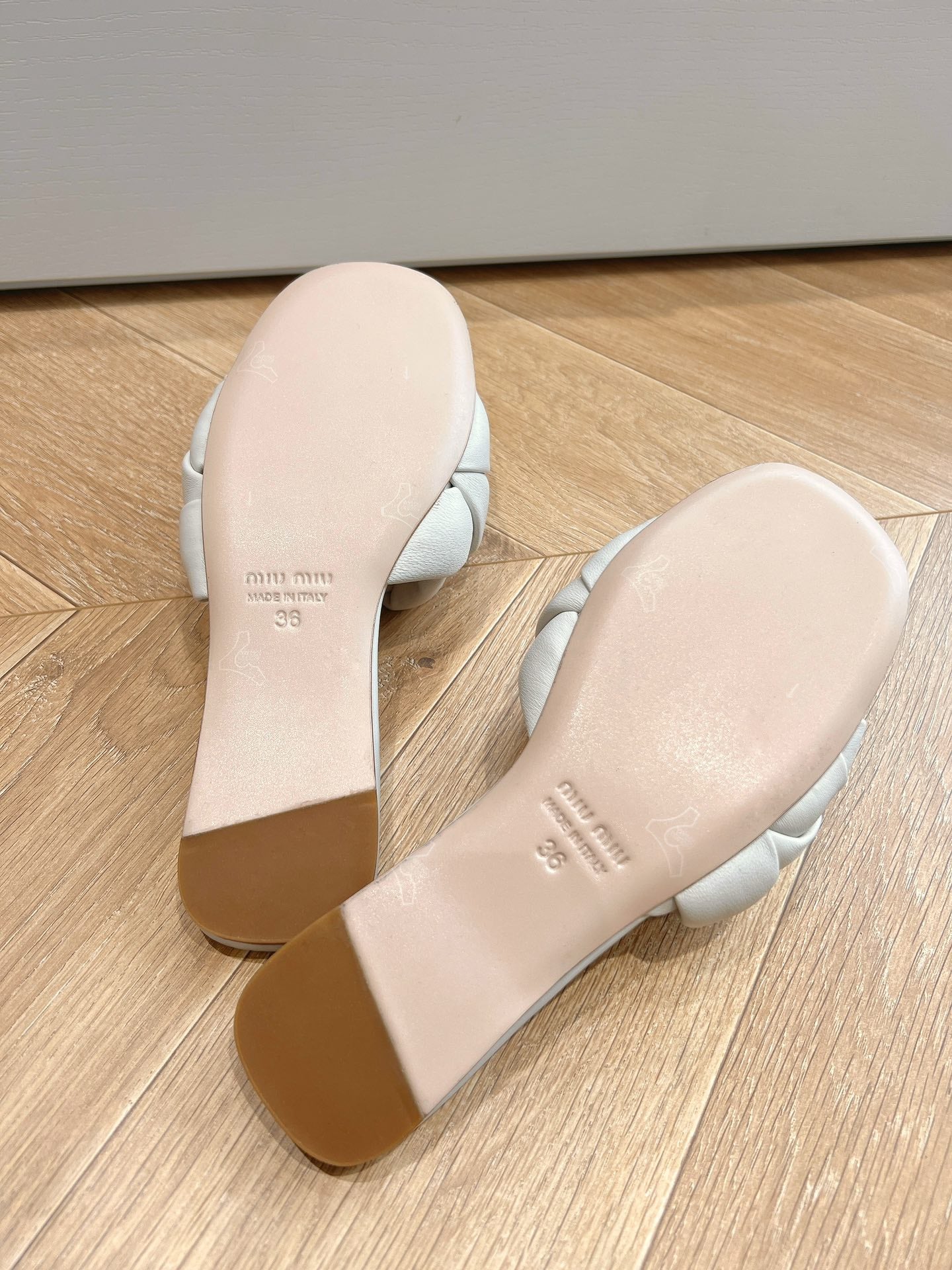 MIUMIU Slipper