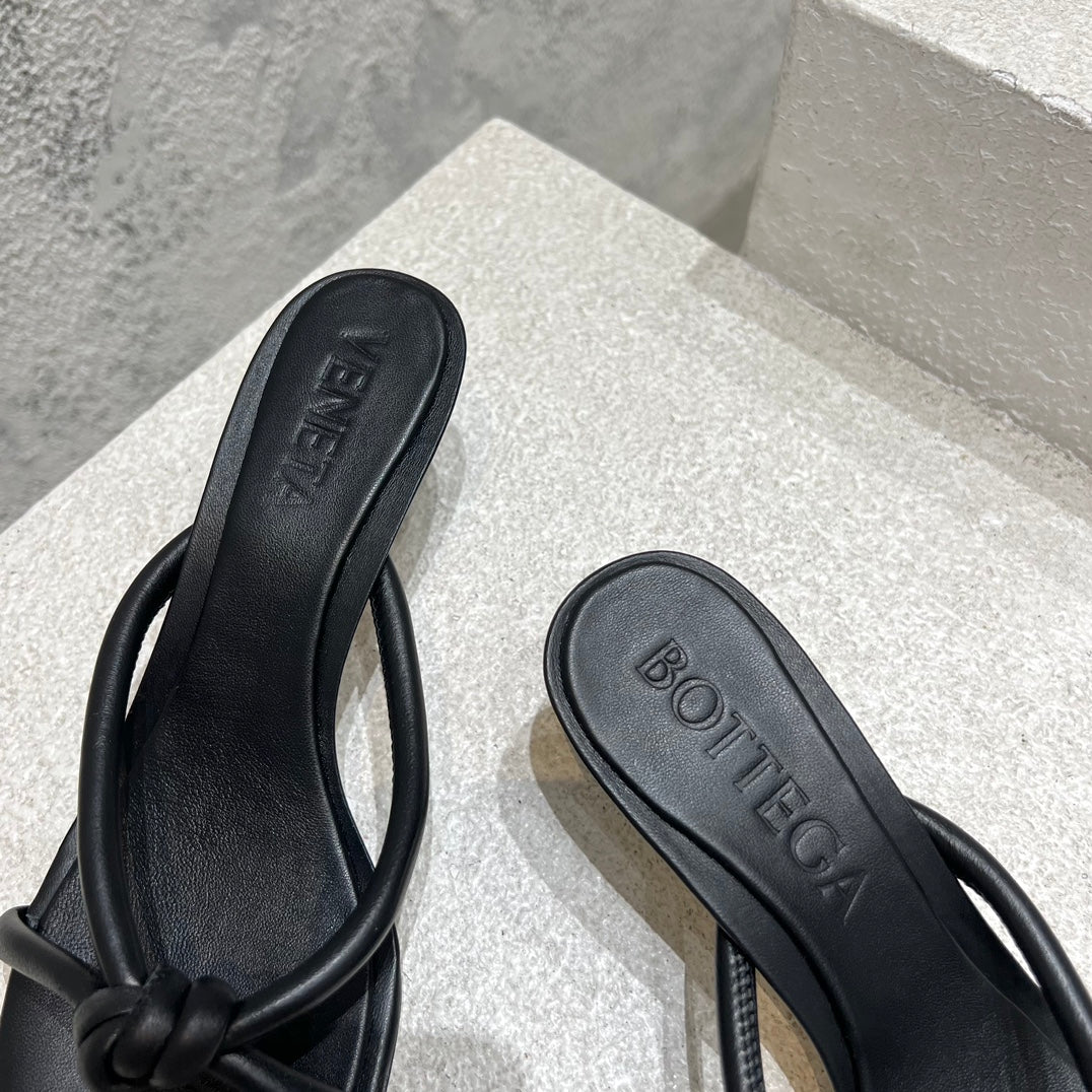 Bottega Vene slipper