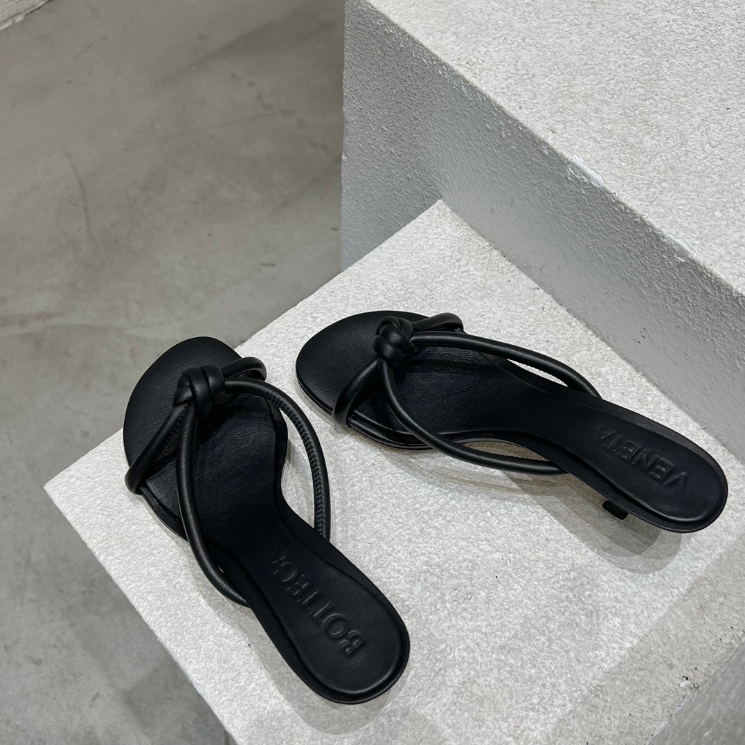 Bottega Vene slipper