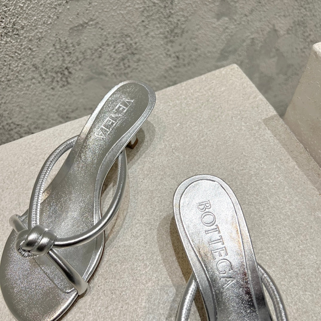 Bottega Vene slipper