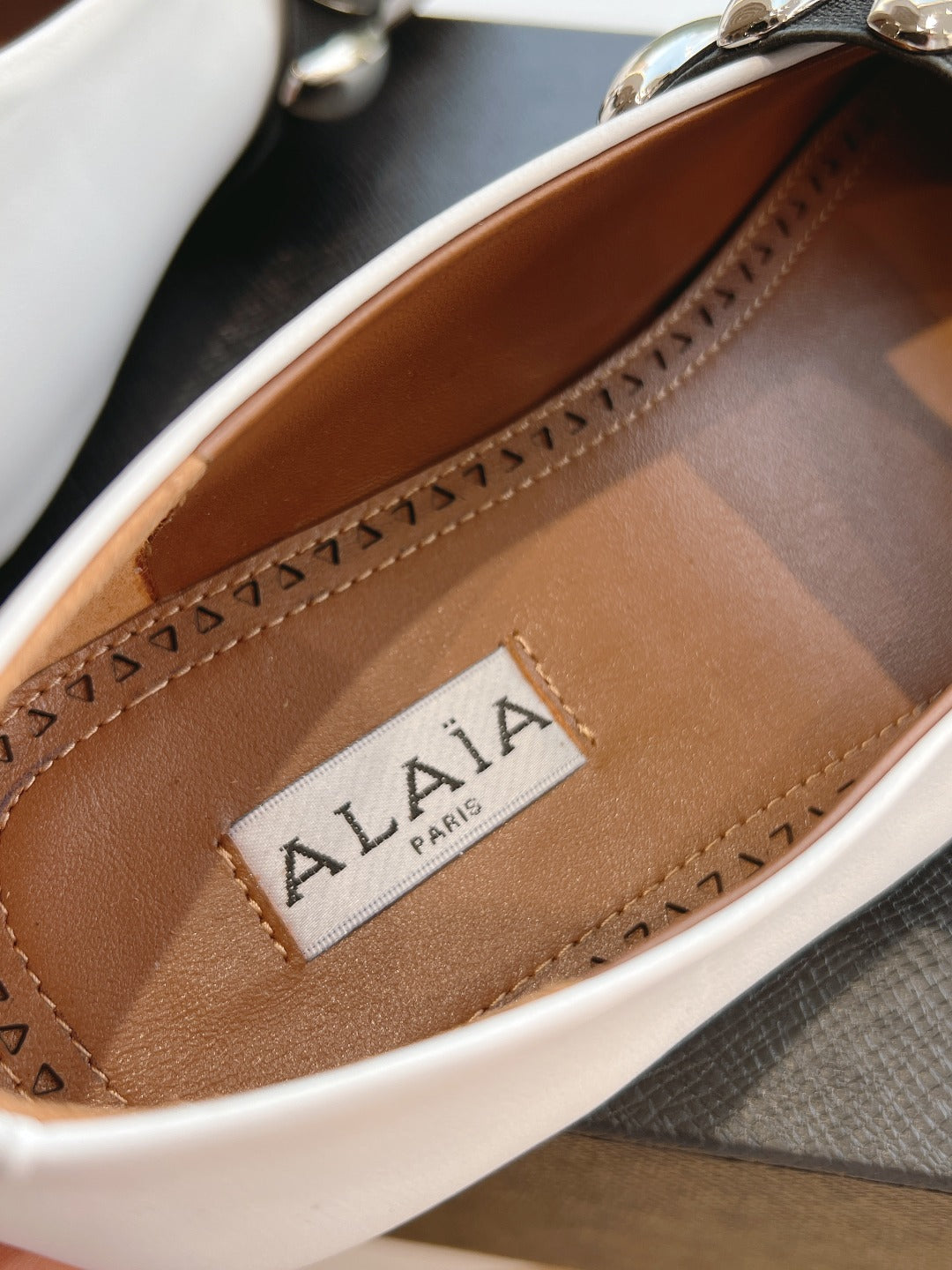 ALAIA Flat shoes