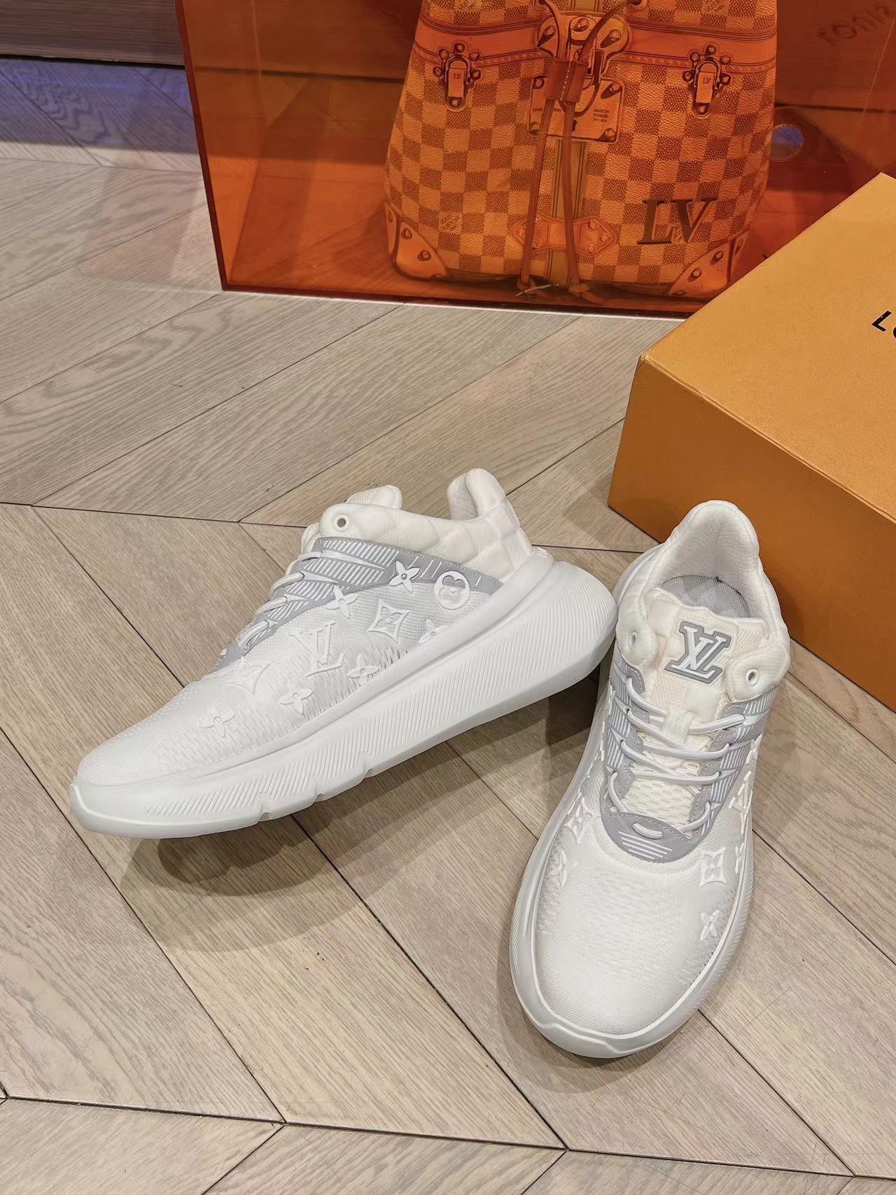 LV Men Sneakers