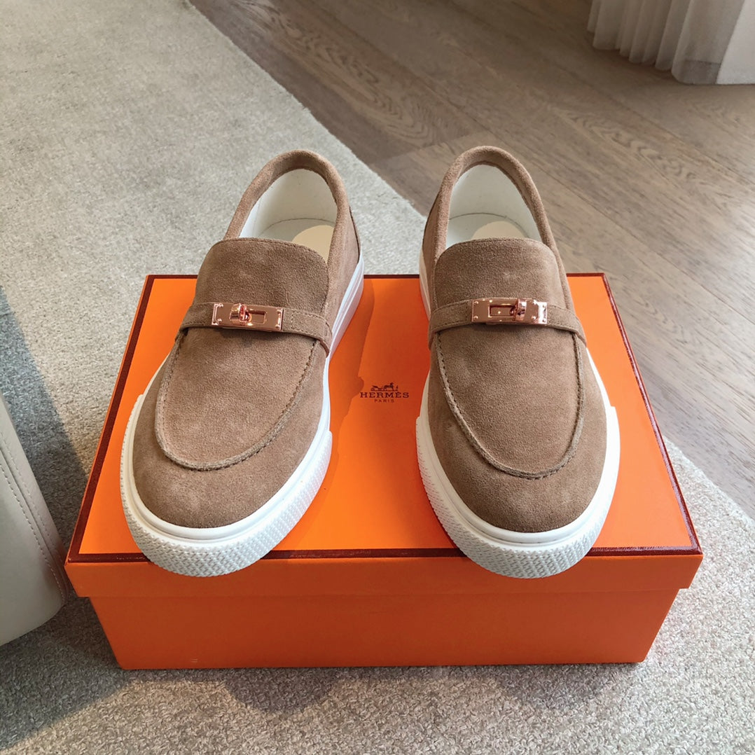 HERMES Men & Wome Flat shoes