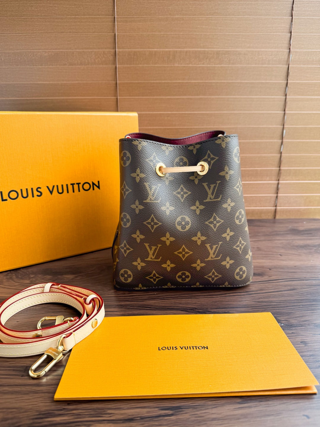 LV NéoNoé 𝐁𝐁 𝐌𝐢𝐧𝐢 Bag