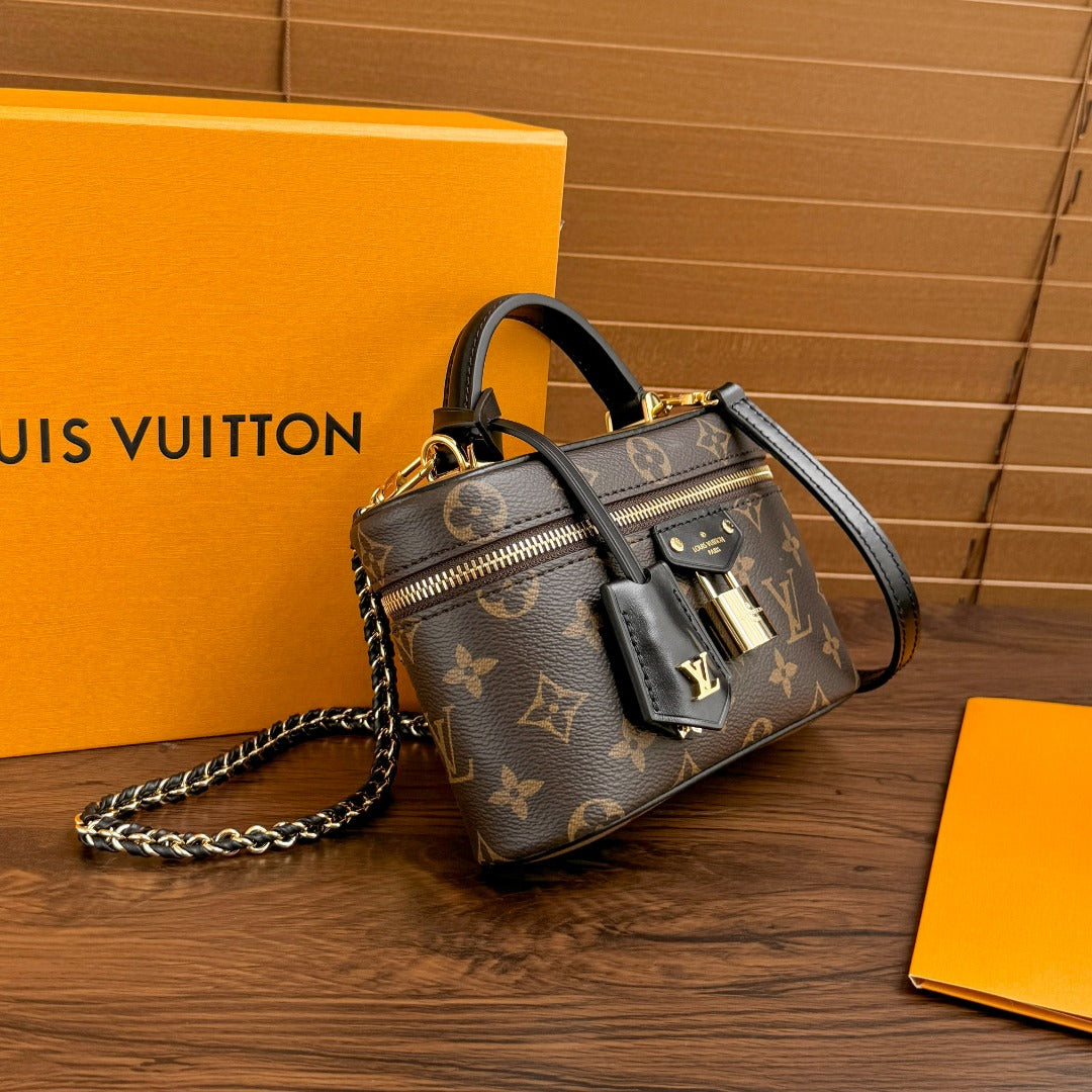 LV Vanity chain pouch Bag