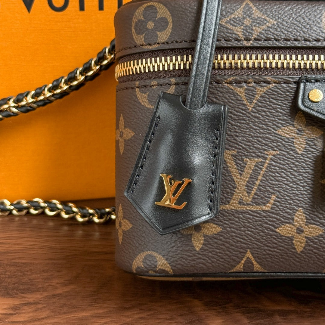 LV Vanity chain pouch Bag